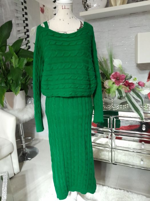 Piękna modna sukienka dzianinowa  Komplet sukienka i sweterek