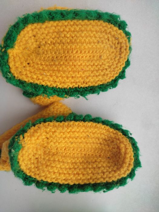 Пінетки в'язані для малят до 1 року і після