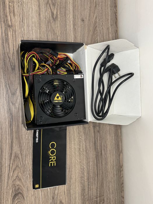 Блок живлення Chieftec BBS-600S Core