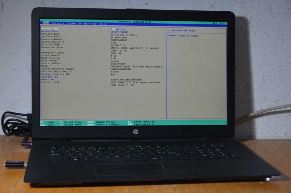 Ноутбук HP 17-ak0xx