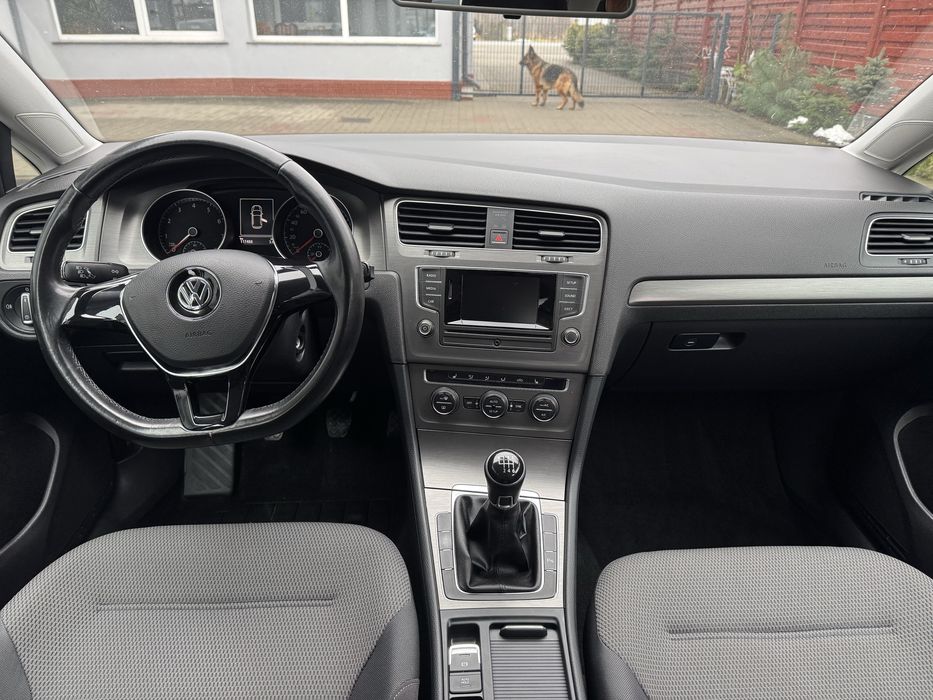 VW Golf VII 1.4 140 KM sprowadzony 2013 zarejestrowany zimówki TUV