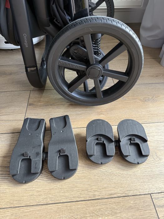 Wózek 2w1 Carrello Omega Plus (spacerówka nowa) + adaptery