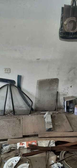 Продам стекла дверей на Газель, Соболь