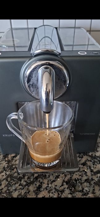 Máquina de café nespresso