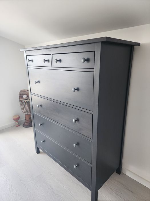 Quarto cama cómoda espelho