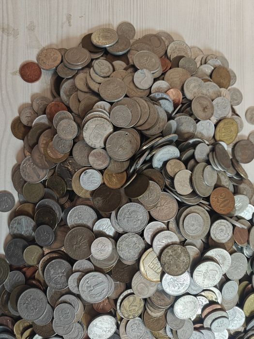 Sprzedam prawie 9 kilogramów monet