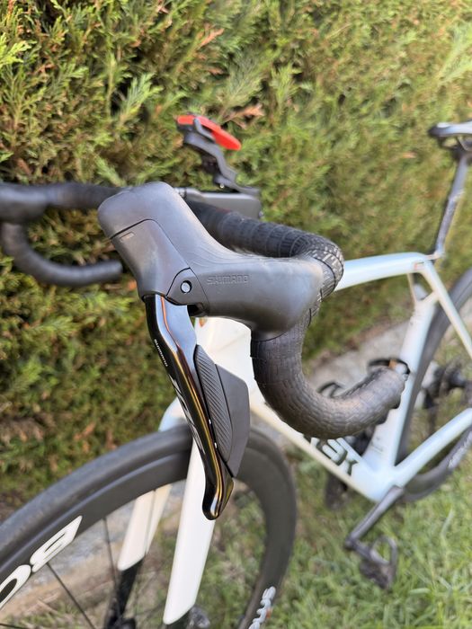 Madone SL 6 Gen 8