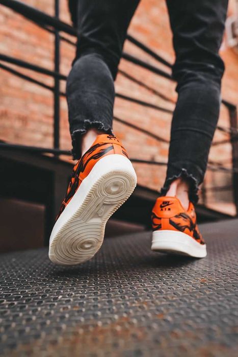 Мужские кроссовки Nike Air Force 1 Skeleton Orange. 40-45