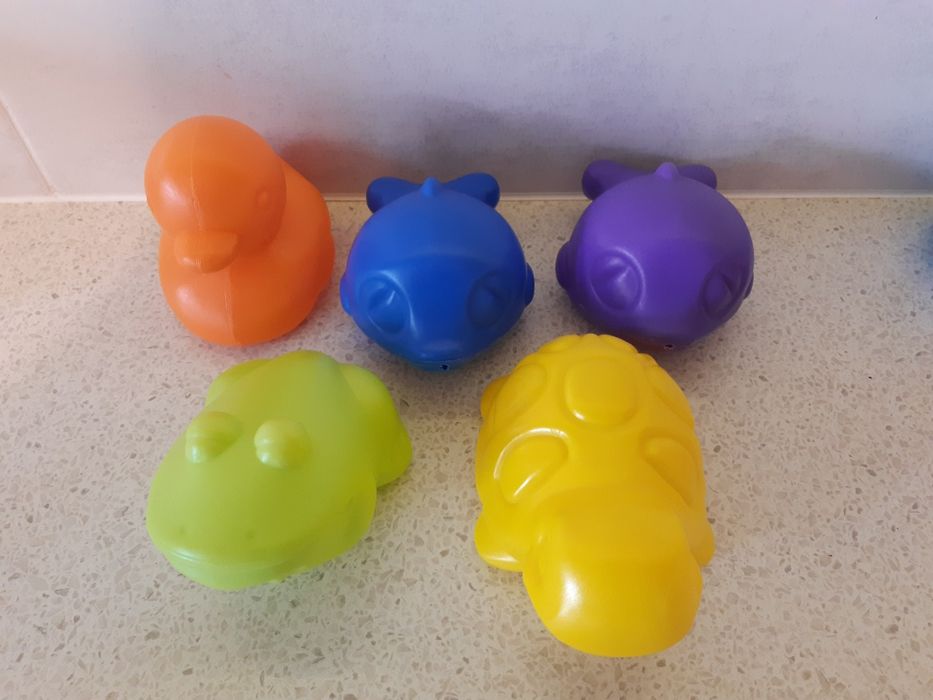 Іграшки для ванної, для купання