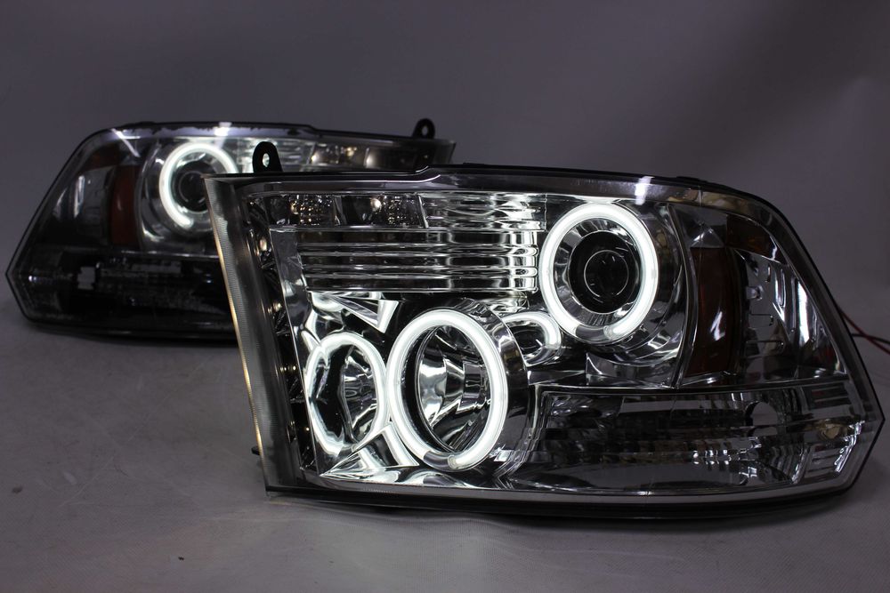 Lampy reflektory przednie przód DODGE RAM 09-18 RINGI LED TUNING CHROM
