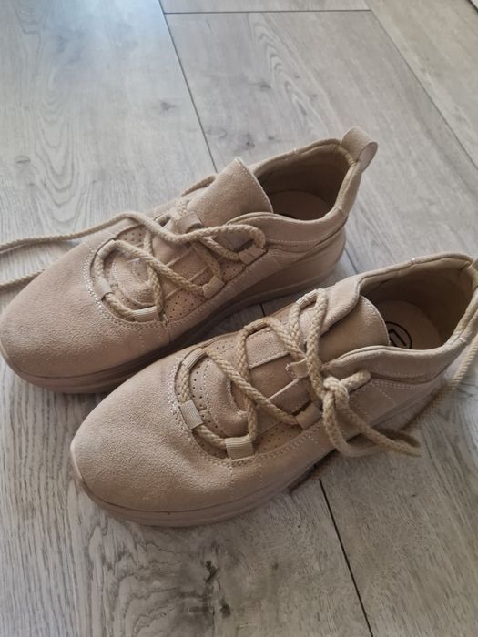 Skorzane buty 40