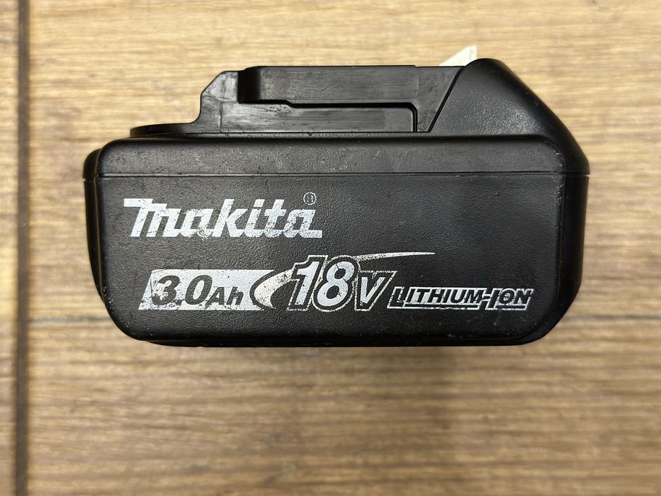 Makita BL1830B oryginalny, kompaktowy litowo jonowy akumulator 3Ah
