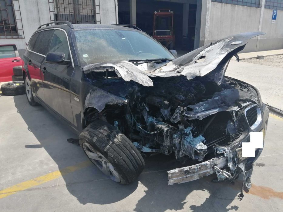 Para peças BMW 5 Touring (E61) 520D ano 2008