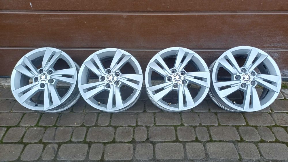 15" Alufelgi 5x100 vw polo golf fox BORA new beetle ibiza fabia rapid