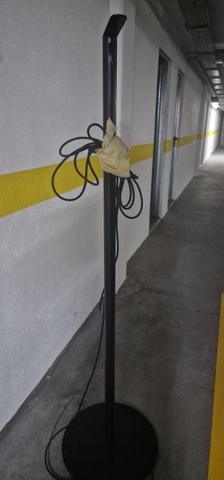 2x Suporte para  colunas ou outro objectivo