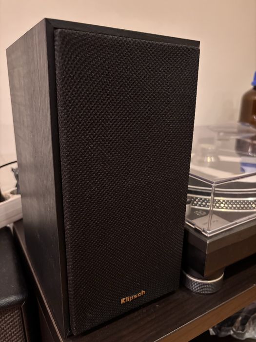 Colunas HIFI Klipsch R-51PM e subwoofer Jamo 210