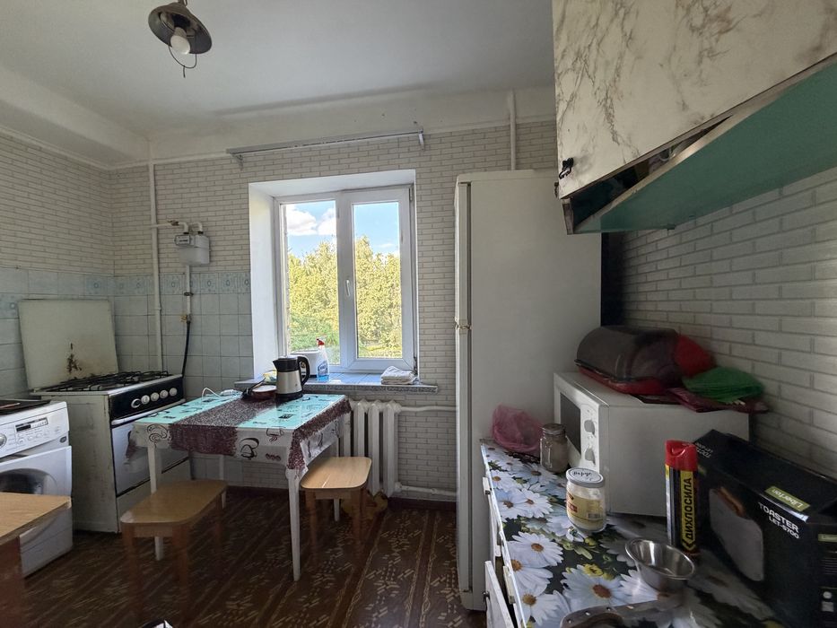 Продаж 2к квартири на Борщагівці, вул. Зодчих, 14 | Цегляний будинок, тихий двір