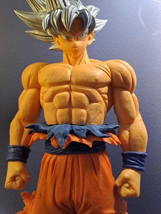 Dragon Ball Super Figura Goku Ultra Instinct Grandista