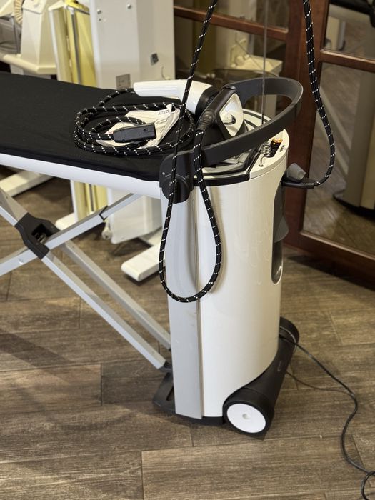 Гладильна система Miele B 2847 — повний комплект, преміумякість