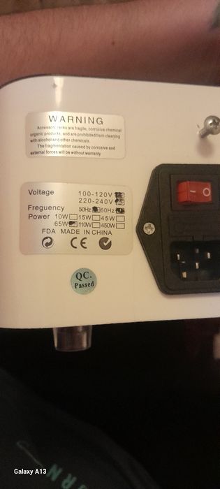 Máquina de Cavitação Ultrassónica + Radiofrequência (RF) – Completa