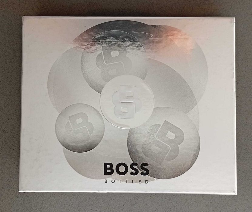 HUGO BOSS - Coffret Boss Bottled - Nunca Aberto
