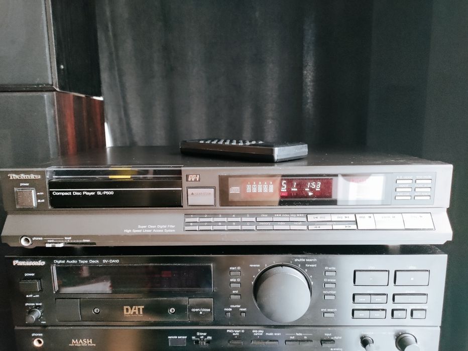 Technics SL-P 500 + pilot
