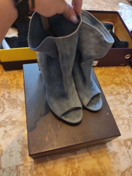 Продам обувь  лотом 39 размер