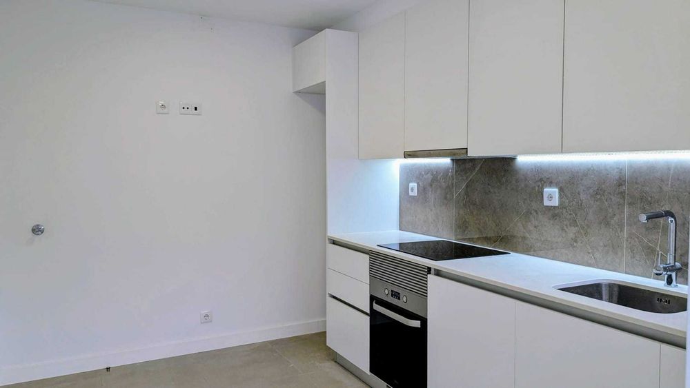 Apartamento T3+1 c/ GARAGEM 2 CARROS, S. Sebastião, Setúbal