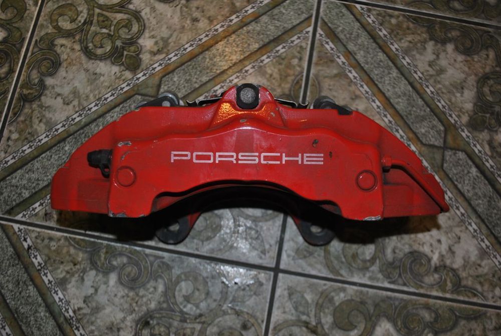 Zacisk Hamulcowy tył prawy Porsche Cayenne