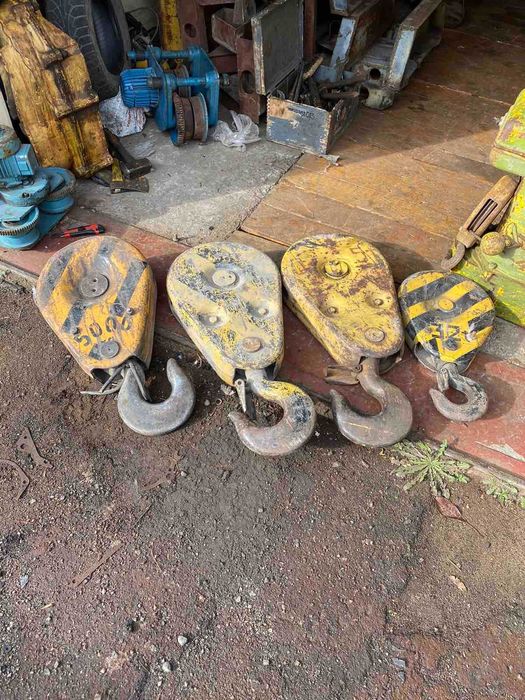 Продам крюковые подвески 1 т. 2 т. 3 т. 5 т.