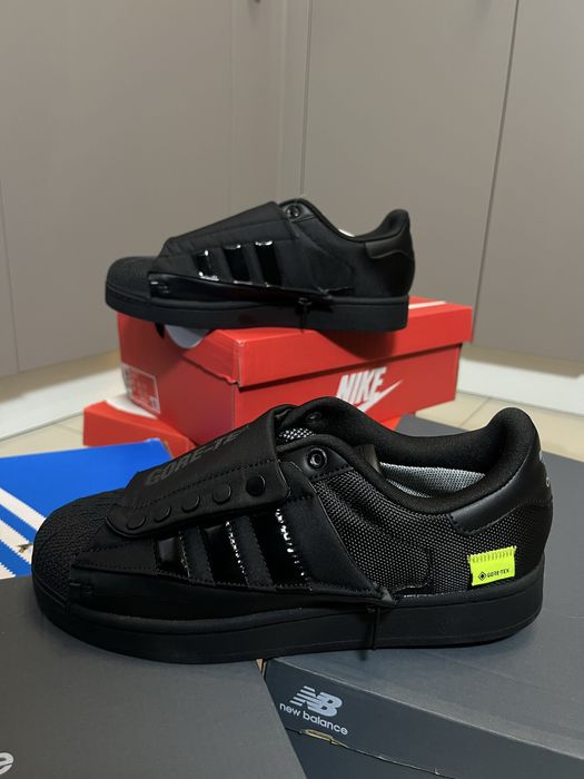 Superstar gore-tex limited