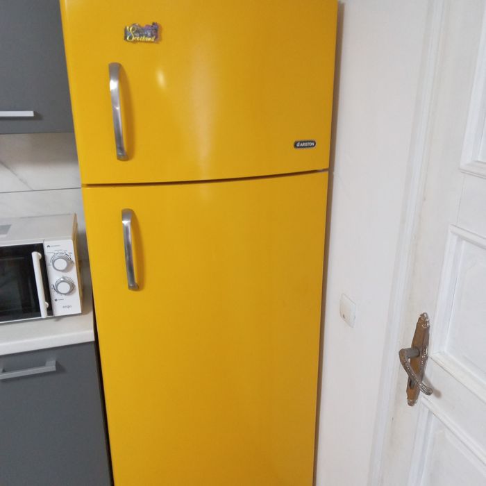 Холодильник Арістон