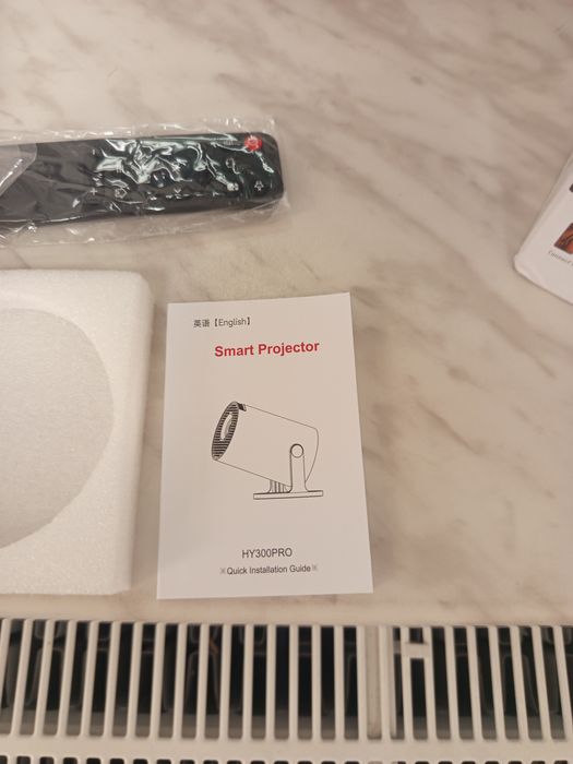 projektor Smart Magcubic HY300Pro / Android / Wi-Fi 6 / 4K / 180°