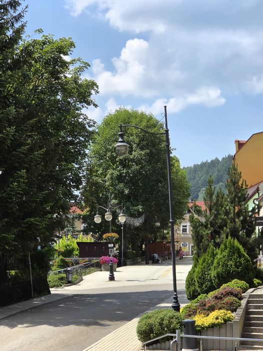 2 pokoje z balkonem przy rynku, 1.piętro