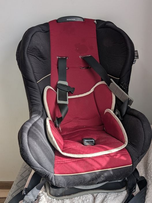 Дитяче автокрісло