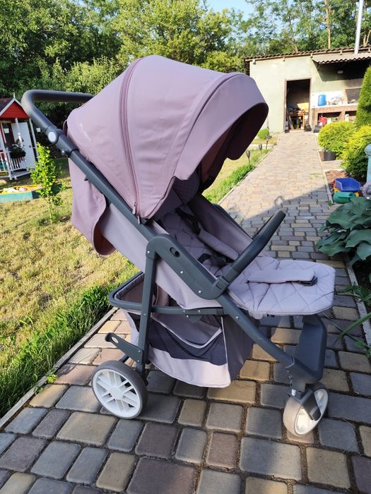 Прогулянковий візок, коляска