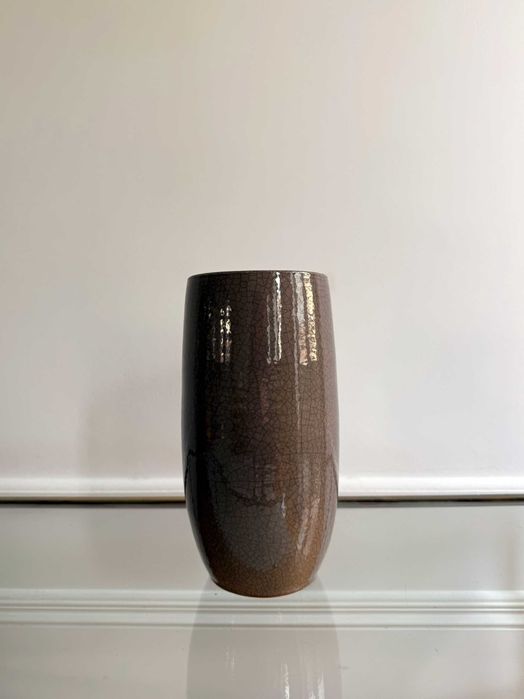 Vaso em cerâmica castanho