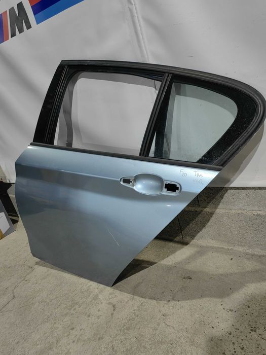 Porta traseira esquerda azul BMW serie 1 F20