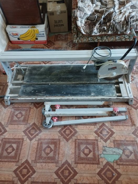 Плиткорез электр