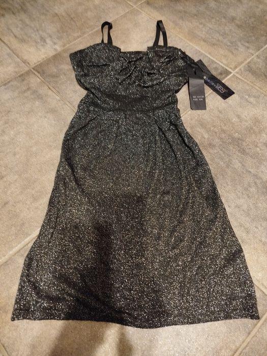 Нова жіноча сукня