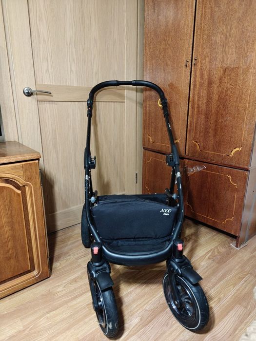 Дитяча коляска 3 в 1(коляска ,автокрісло,люлька )