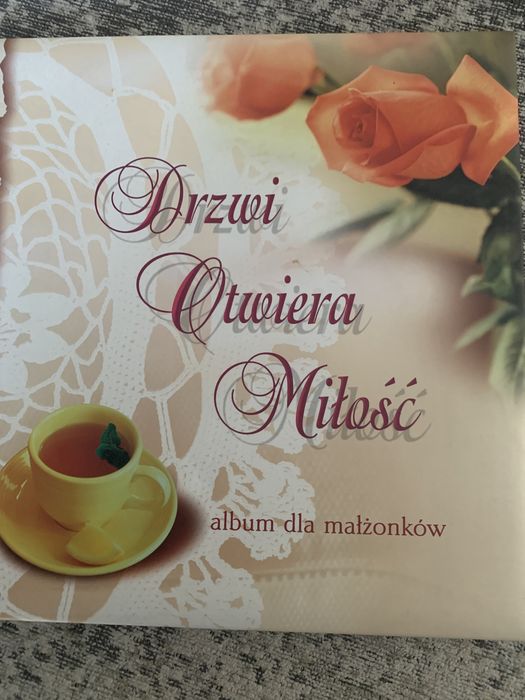 Drzwi otwiera miłość album dla małżonków