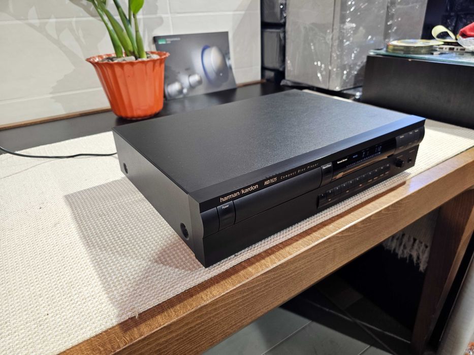 CD-програвач Harman/kardon HD 7625 4 x PCM61P – SM5840 KSS-210A
