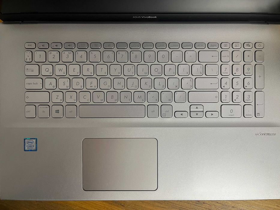 Ноутбук Asus Vivobook 17 512SSD + 1TB