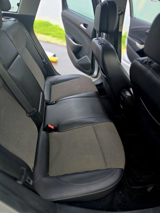 Opel Astra J Sports Tourer 1.7 CDTI