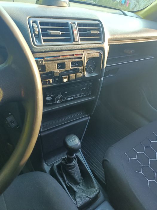 Opel Vectra A 1,6 моноінжектор