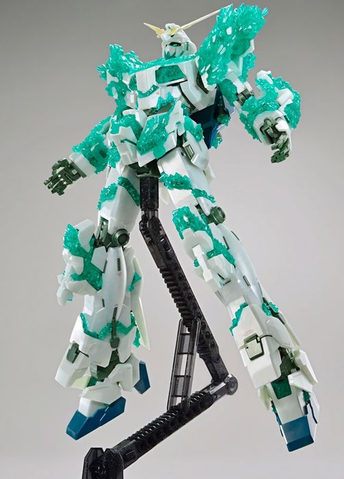 MG Gundam unicorn luminus crystal body