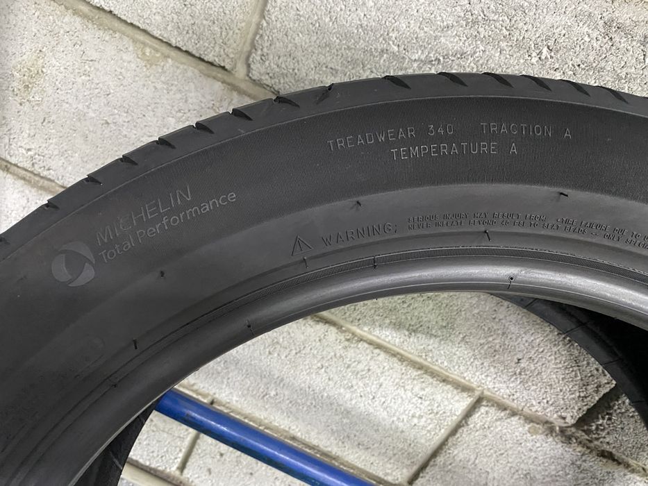 Літні шини 235/50 R19 (103V) MICHELIN