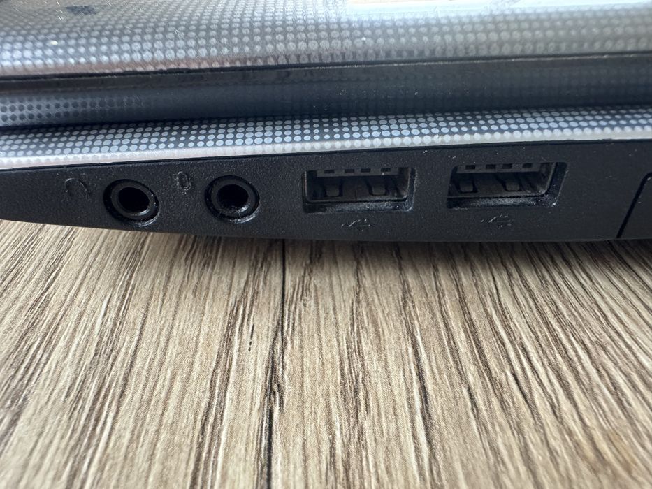 Toshiba SatelliteL770-118; 17.3 cala