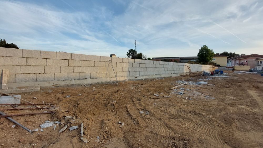 Muros em pedra, todo tipo de trabalho em pedra